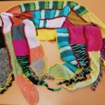 Zipfelschal im Hundertwasserstil